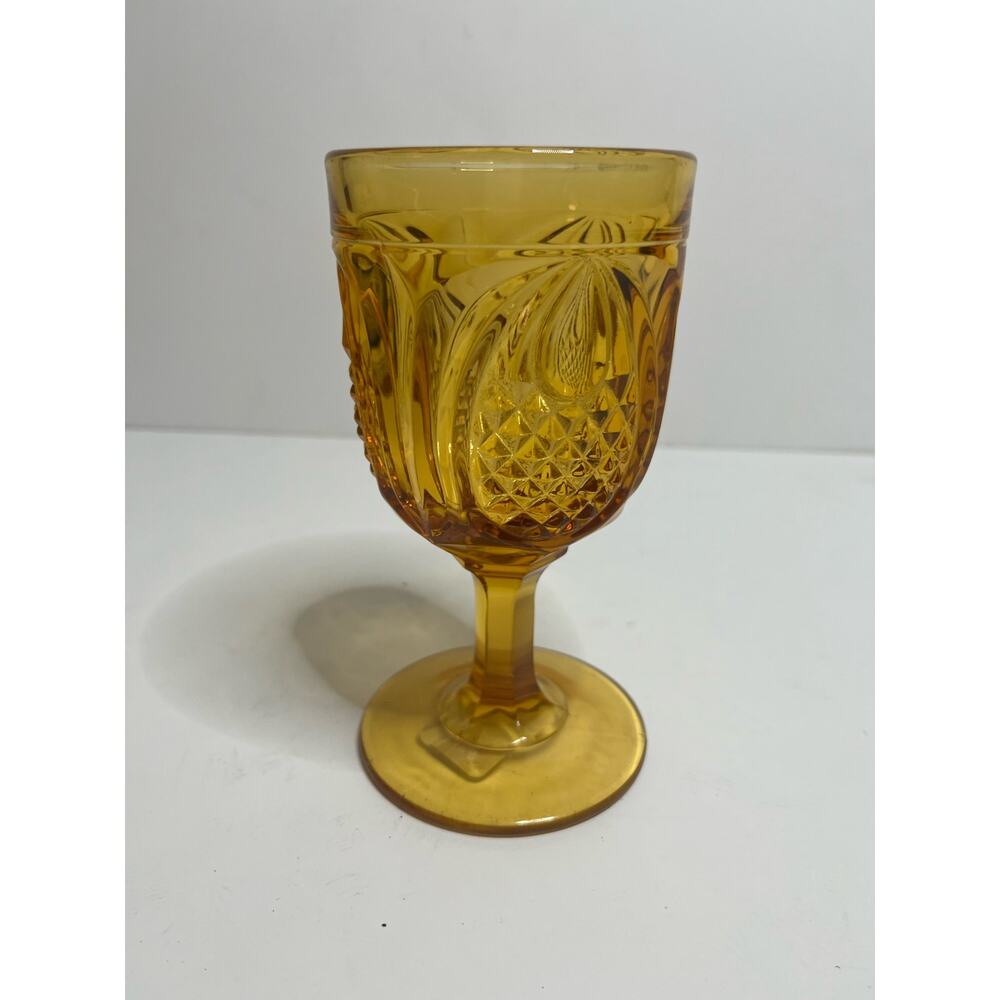 Vintage Fenton New England Colonial Pineapple Water Goblet 8 oz  No‎ chips